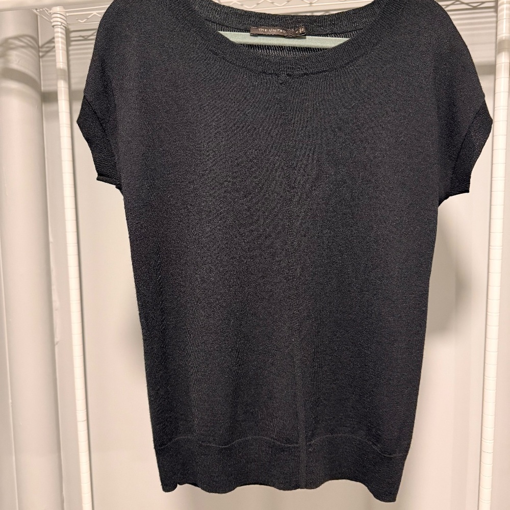 The limited merino wool short sleeve sweater